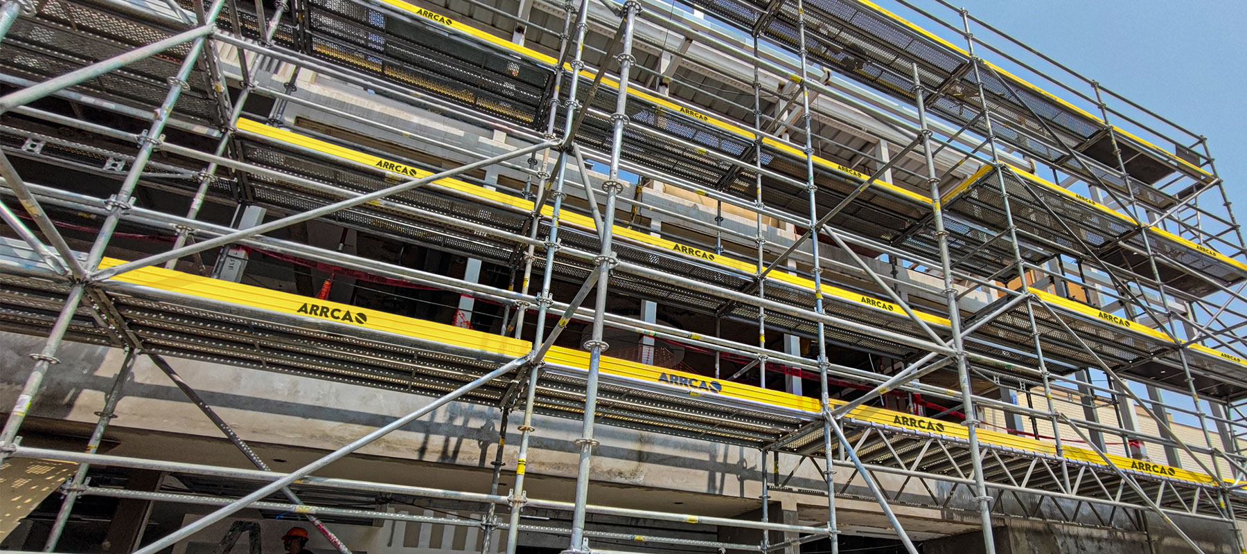 ndamio multidireccional en el rubro construccion